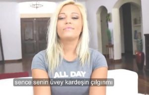 Üvey Kız Kardeşini Tuzağa Düşürüp  Sikti Türkçe Altyazılı porno