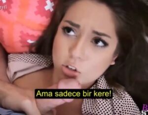 Sorunları Olan Üvey Kızını Zorla Sikiyor
